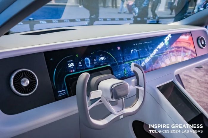 AI+汽車火爆盤點(diǎn)CES2024上形態(tài)各異的車載顯示屏(圖4)