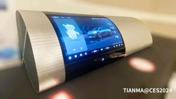 AI+汽車火爆盤點(diǎn)CES2024上形態(tài)各異的車載顯示屏(圖12)